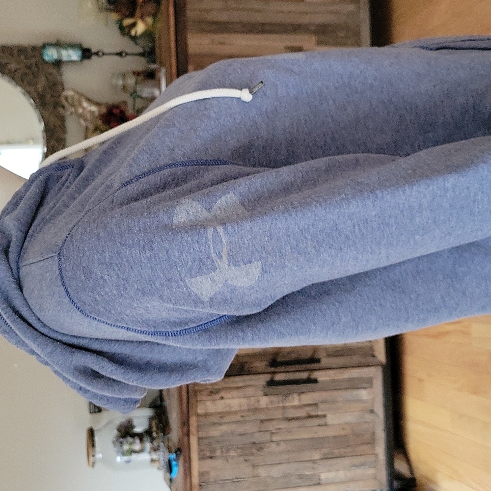 Under Armour hoodie - Picture 5 of 10